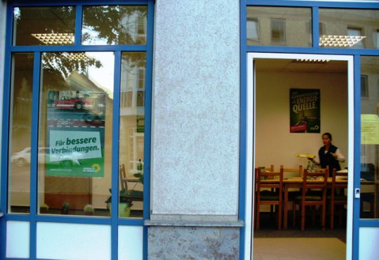 eingang-gruene-meiningen-buero