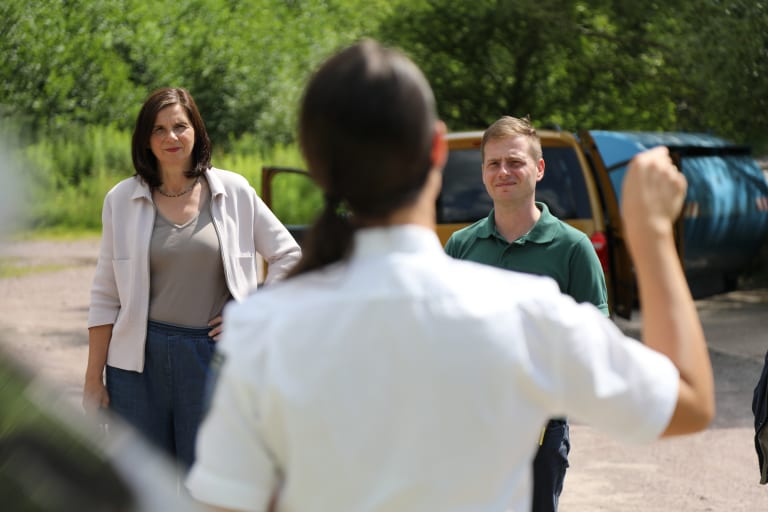 Katrin Göring-Eckardt zu Besuch in Thüringer Erstaufnahmeeinrichtung